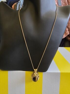 Michelle Lynn Gold Tone  Pendant Necklace #0927